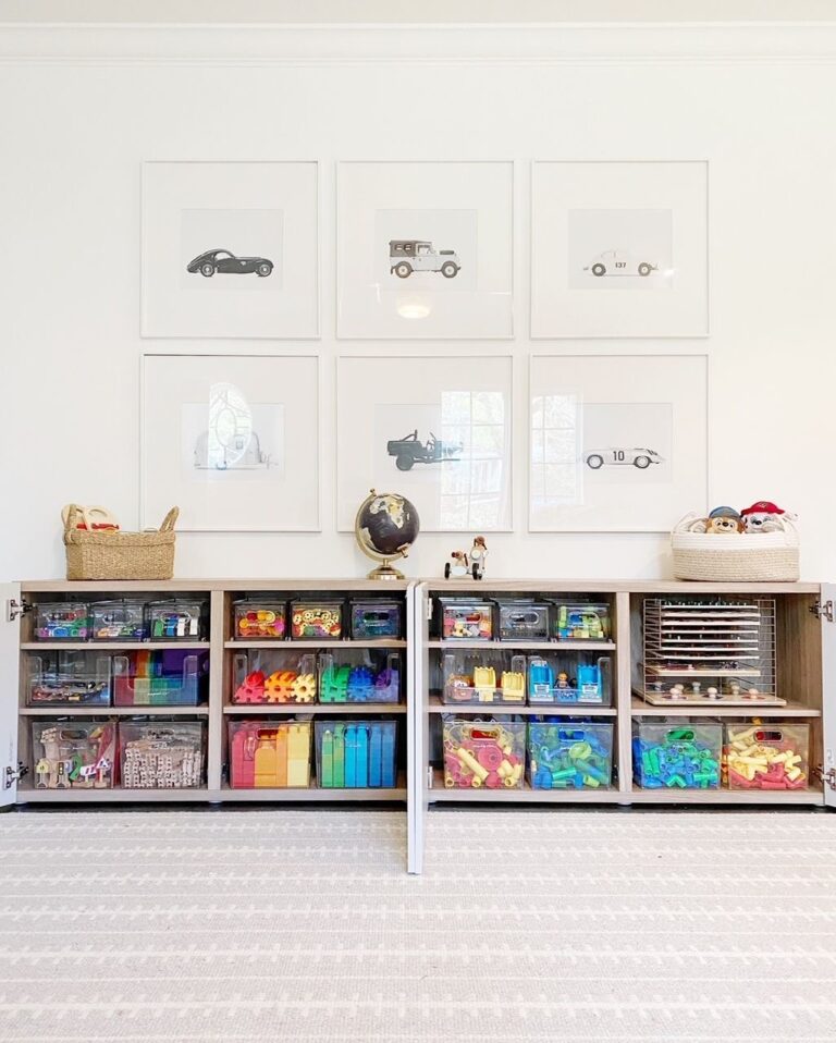 How to Organize A Small Playroom